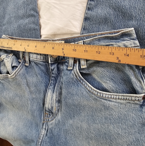 We The Free Classic Blue Straight Leg Jeans - Picture 6 of 10